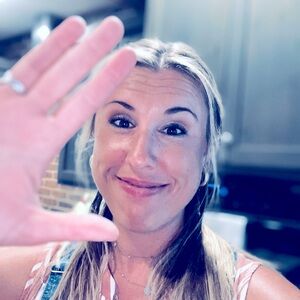 Meet your Posher, Kaitlin